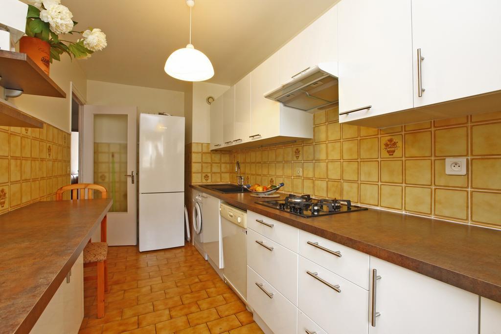 Appartement 6 Personnes Avec Terrasse Le Port Νίκαια Δωμάτιο φωτογραφία