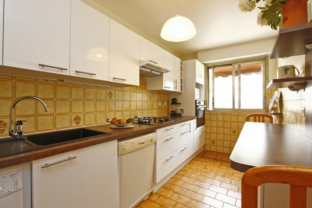 Appartement 6 Personnes Avec Terrasse Le Port Νίκαια Δωμάτιο φωτογραφία