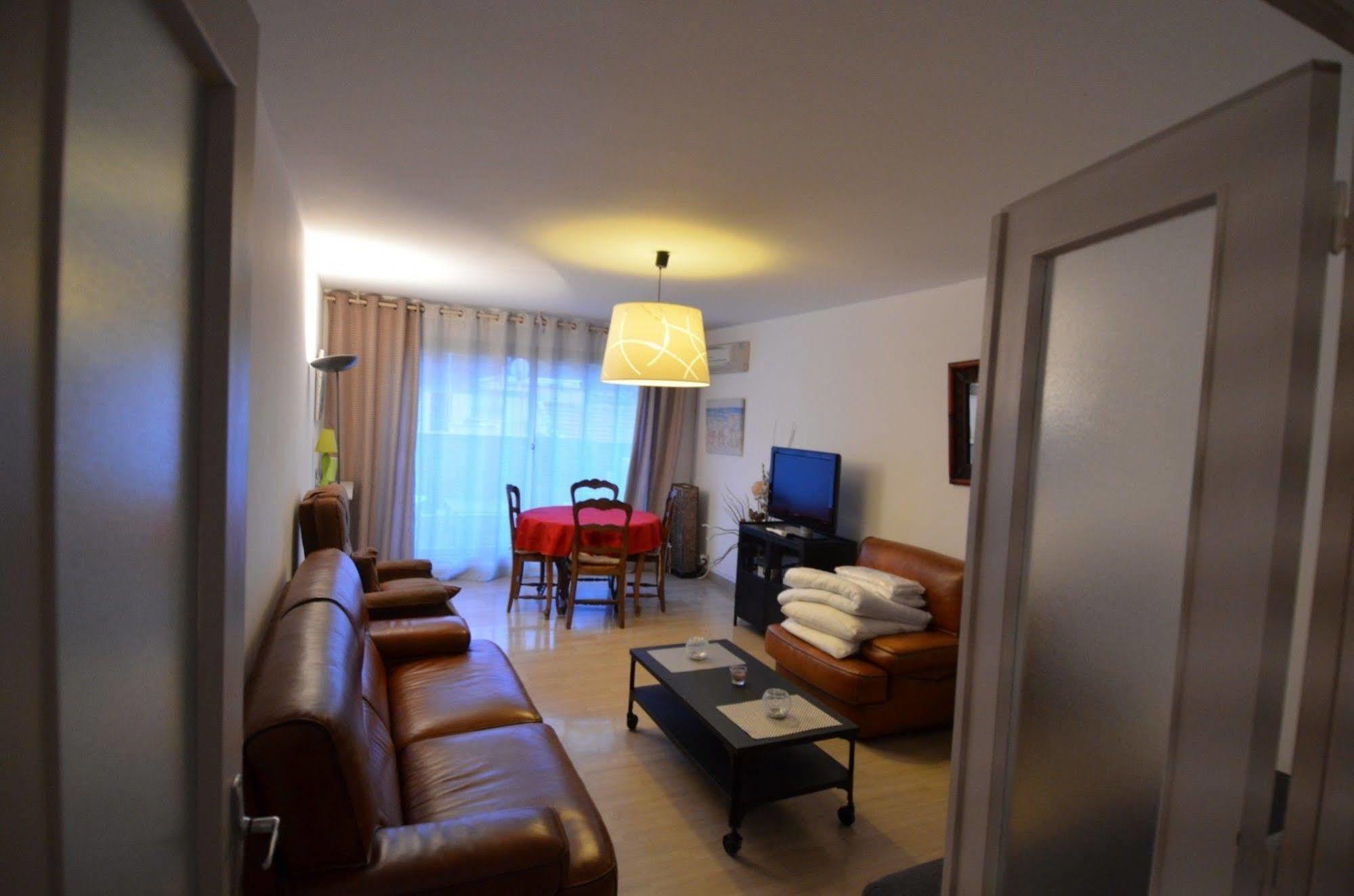 Appartement 6 Personnes Avec Terrasse Le Port Νίκαια Εξωτερικό φωτογραφία