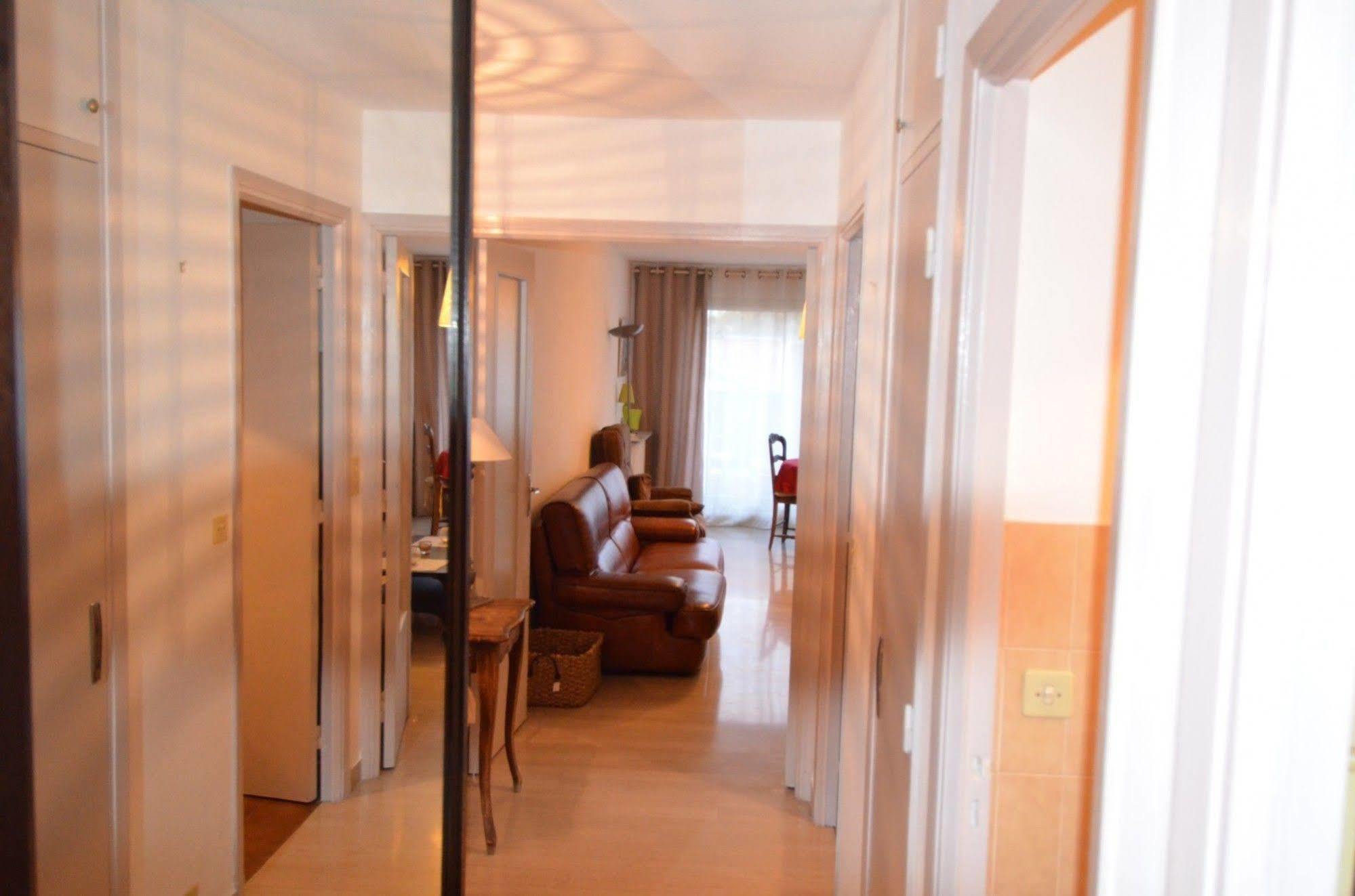 Appartement 6 Personnes Avec Terrasse Le Port Νίκαια Εξωτερικό φωτογραφία