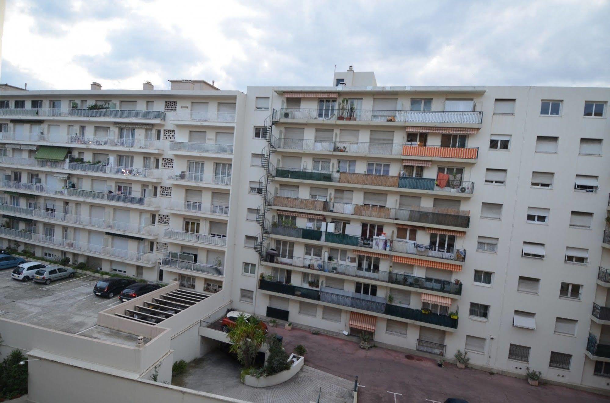 Appartement 6 Personnes Avec Terrasse Le Port Νίκαια Εξωτερικό φωτογραφία